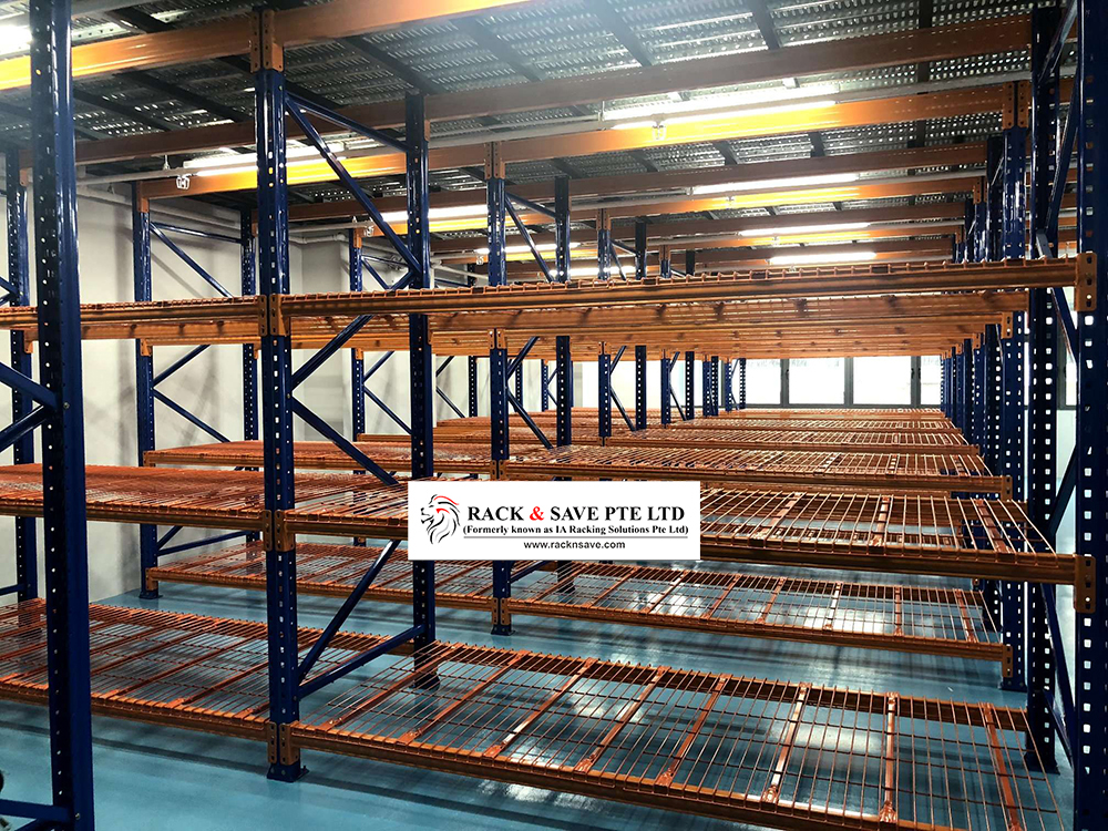Installing rack supported platform in T-space project - Racknsave Mezzanine Racking Solutions.