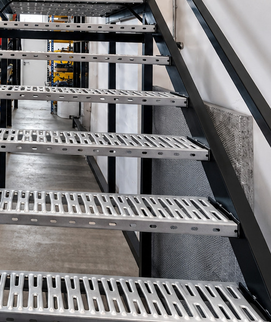 Mandai Connection mezzanine platform: stair tread detail